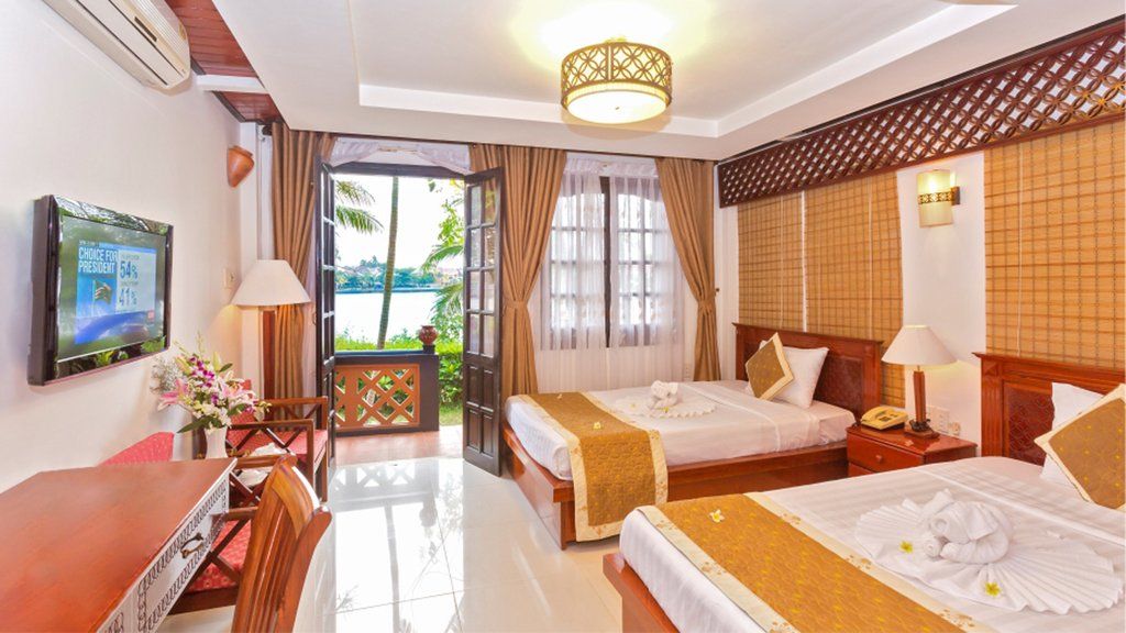 Pho Hoi Riverside Resort Hoi An Exterior photo